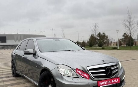 Mercedes-Benz E-Класс, 2010 год, 1 300 000 рублей, 14 фотография