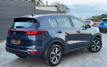 KIA Sportage IV рестайлинг, 2021 год, 2 100 000 рублей, 3 фотография