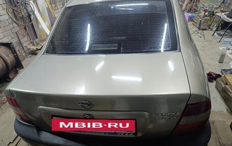 Opel Vectra B рестайлинг, 1996 год, 100 000 рублей, 3 фотография