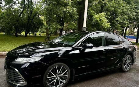 Toyota Camry, 2021 год, 3 200 000 рублей, 7 фотография