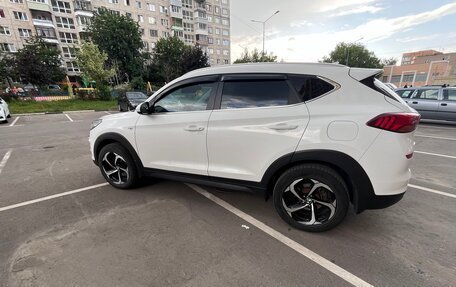 Hyundai Tucson III, 2018 год, 1 990 000 рублей, 3 фотография