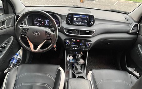 Hyundai Tucson III, 2018 год, 1 990 000 рублей, 13 фотография
