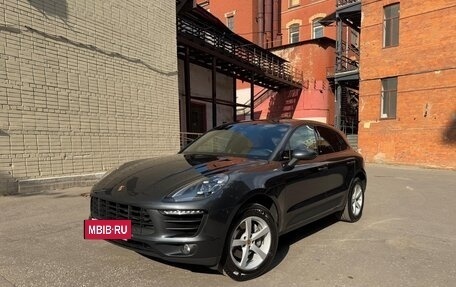 Porsche Macan I рестайлинг, 2018 год, 4 900 000 рублей, 3 фотография
