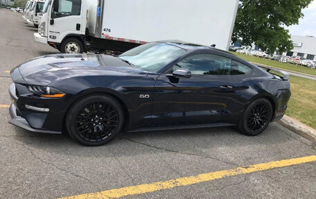 Ford Mustang VI рестайлинг, 2021 год, 7 300 000 рублей, 1 фотография