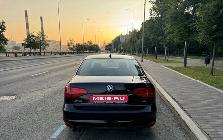 Volkswagen Jetta VI, 2016 год, 1 750 000 рублей, 2 фотография