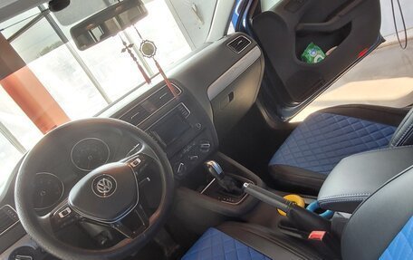 Volkswagen Jetta VI, 2017 год, 1 350 000 рублей, 6 фотография