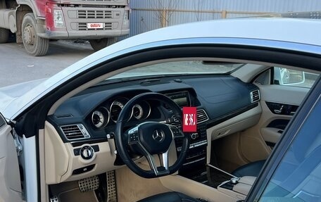 Mercedes-Benz E-Класс, 2013 год, 3 200 000 рублей, 30 фотография