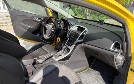 Opel Astra J, 2012 год, 850 000 рублей, 7 фотография