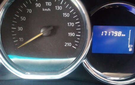 Renault Logan II, 2014 год, 620 000 рублей, 12 фотография