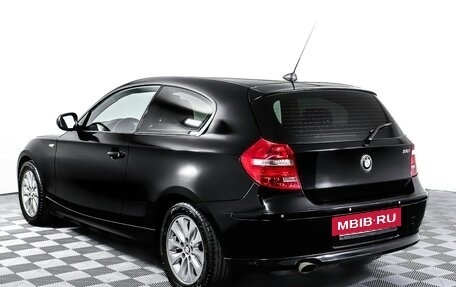 BMW 1 серия, 2011 год, 1 170 000 рублей, 7 фотография