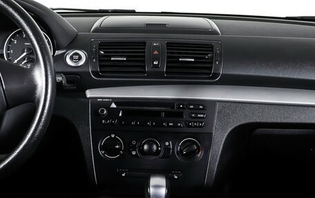 BMW 1 серия, 2011 год, 1 170 000 рублей, 14 фотография