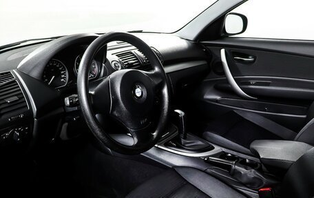 BMW 1 серия, 2011 год, 1 170 000 рублей, 15 фотография