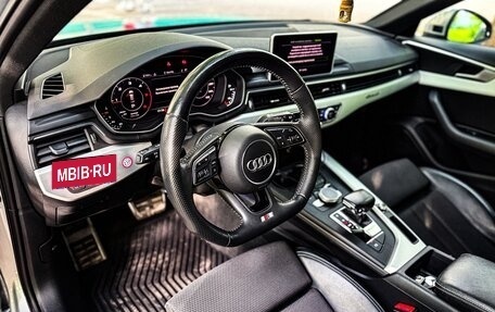 Audi A4, 2019 год, 2 750 000 рублей, 10 фотография