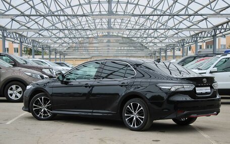 Toyota Camry, 2020 год, 2 845 000 рублей, 6 фотография