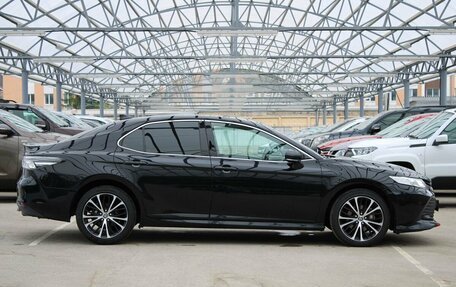 Toyota Camry, 2020 год, 2 845 000 рублей, 5 фотография