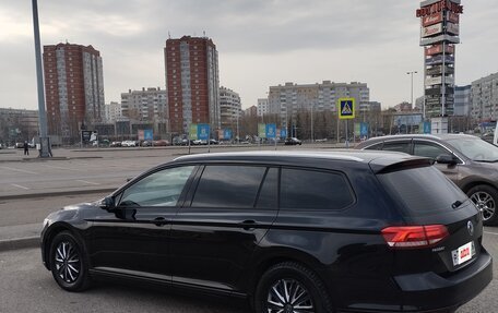 Volkswagen Passat B8 рестайлинг, 2015 год, 1 780 000 рублей, 8 фотография