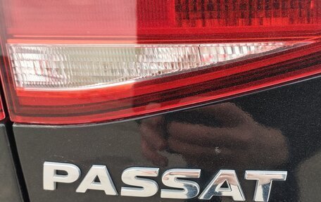 Volkswagen Passat B8 рестайлинг, 2015 год, 1 780 000 рублей, 19 фотография