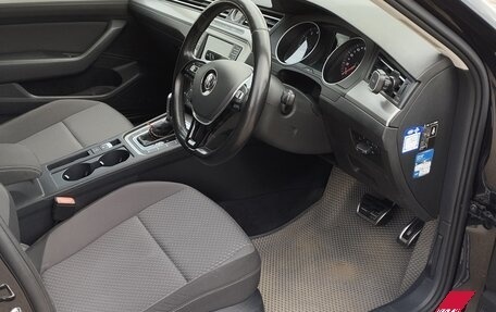 Volkswagen Passat B8 рестайлинг, 2015 год, 1 780 000 рублей, 18 фотография