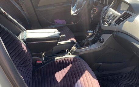 Chevrolet Cruze II, 2010 год, 800 000 рублей, 7 фотография
