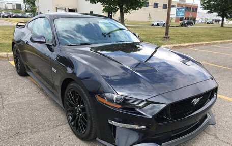 Ford Mustang VI рестайлинг, 2021 год, 7 300 000 рублей, 3 фотография