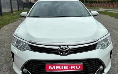 Toyota Camry, 2016 год, 2 350 000 рублей, 3 фотография