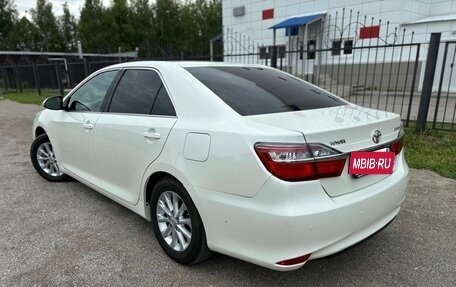 Toyota Camry, 2016 год, 2 350 000 рублей, 6 фотография
