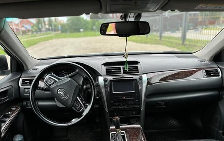 Toyota Camry, 2016 год, 2 350 000 рублей, 8 фотография