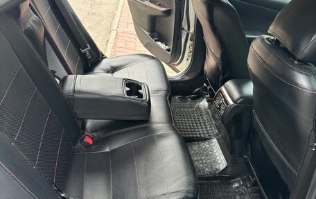 Toyota Camry, 2016 год, 2 350 000 рублей, 10 фотография