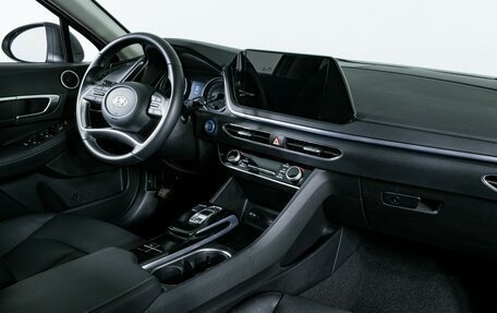 Hyundai Sonata VIII, 2023 год, 3 200 000 рублей, 10 фотография