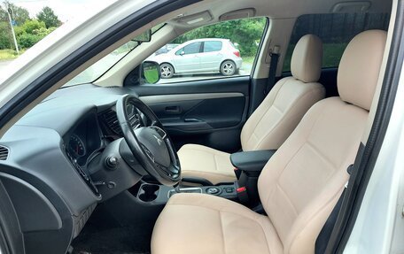 Mitsubishi Outlander III рестайлинг 3, 2013 год, 1 500 000 рублей, 21 фотография