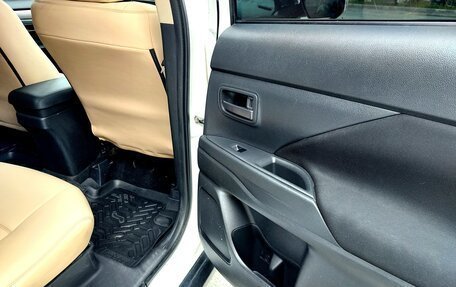 Mitsubishi Outlander III рестайлинг 3, 2013 год, 1 500 000 рублей, 29 фотография
