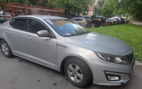KIA K5 I рестайлинг, 2011 год, 770 000 рублей, 3 фотография