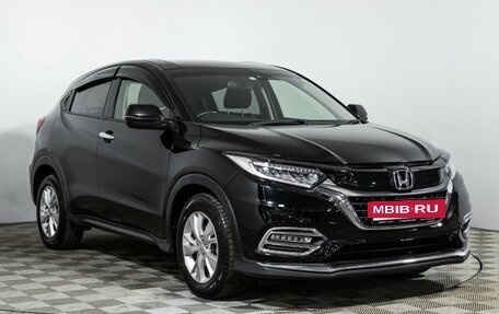 Honda Vezel, 2019 год, 1 840 000 рублей, 3 фотография