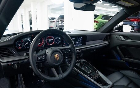 Porsche 911, 2022 год, 14 800 000 рублей, 19 фотография