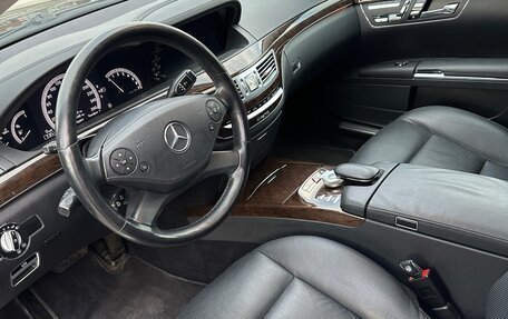 Mercedes-Benz S-Класс, 2010 год, 2 000 000 рублей, 5 фотография
