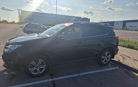 Toyota RAV4, 2015 год, 2 300 000 рублей, 3 фотография