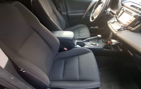 Toyota RAV4, 2015 год, 2 300 000 рублей, 6 фотография