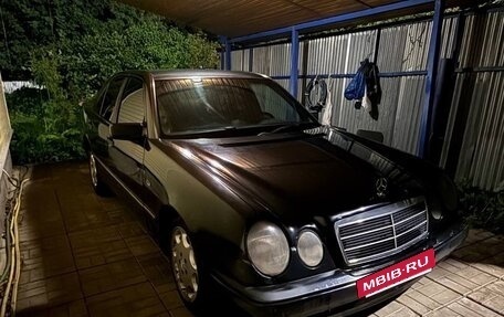 Mercedes-Benz E-Класс, 1995 год, 290 000 рублей, 16 фотография