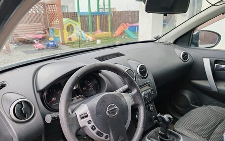 Nissan Qashqai, 2008 год, 685 000 рублей, 2 фотография