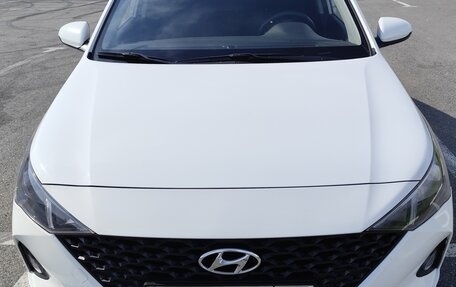 Hyundai Solaris II рестайлинг, 2020 год, 1 450 000 рублей, 1 фотография