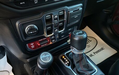Jeep Wrangler, 2021 год, 4 890 000 рублей, 21 фотография