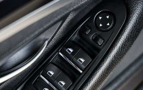 BMW 5 серия, 2016 год, 2 388 000 рублей, 14 фотография