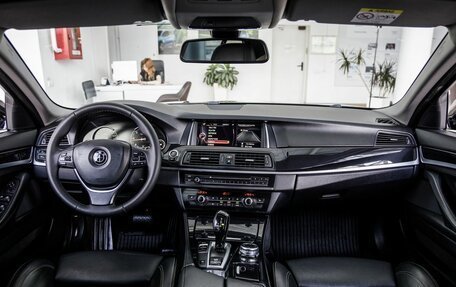 BMW 5 серия, 2016 год, 2 388 000 рублей, 29 фотография