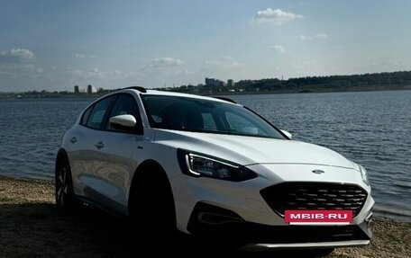 Ford Focus IV, 2019 год, 1 600 000 рублей, 2 фотография