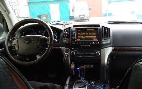 Toyota Land Cruiser 200, 2011 год, 2 980 000 рублей, 5 фотография