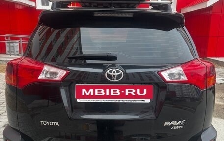 Toyota RAV4, 2013 год, 1 850 000 рублей, 4 фотография