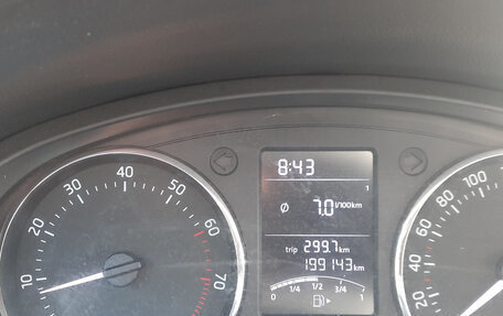 Skoda Rapid I, 2014 год, 900 000 рублей, 4 фотография