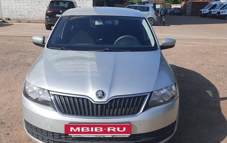 Skoda Rapid I, 2014 год, 900 000 рублей, 3 фотография