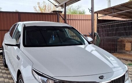 KIA Optima IV, 2020 год, 2 020 000 рублей, 10 фотография