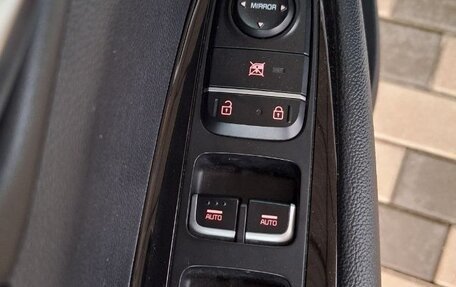 KIA Optima IV, 2020 год, 2 020 000 рублей, 22 фотография